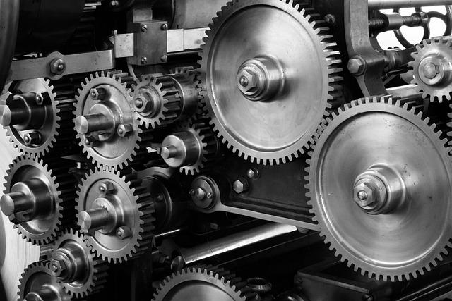 How to Properly Wind and Set a Mechanical Pocket Watch