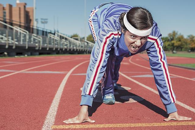 Smart Watches vs Mechanical: Finding the Right Tech for Your Wrist 5 Fitness Tracking: Smart Watches Lead the Way