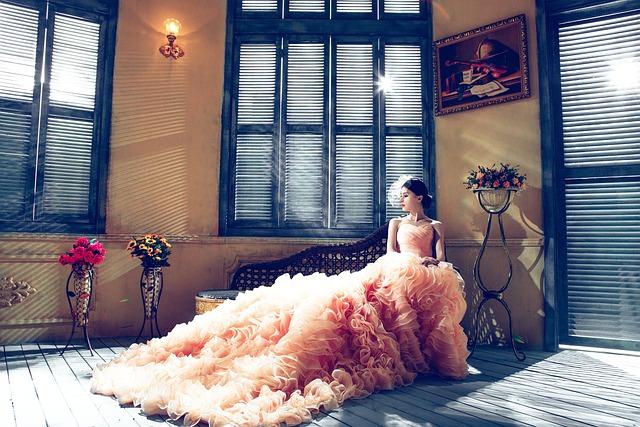 Luxury Look, ⁣Affordable Price: High-End Style Without the ⁢High-End Cost