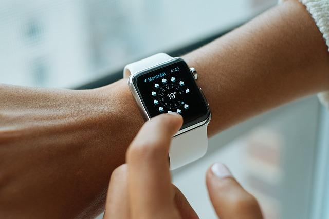 Apple Watch Series 4 with Mechanical: Blending Style and Innovation